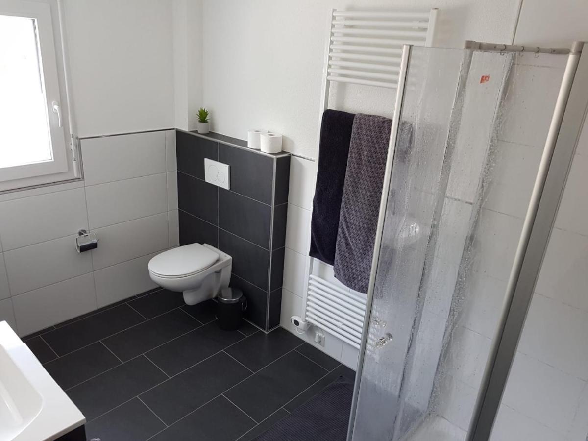 שלוכזי Ferienwohnung Seewaldstrasse מראה חיצוני תמונה